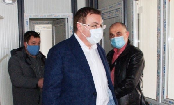 Министър Ангелов: Хората много късно търсят медицинска помощ