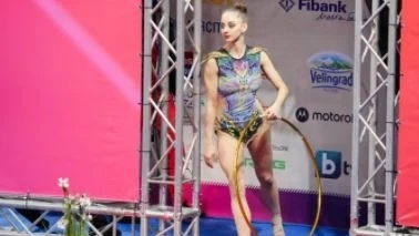 Боряна Калейн спечели златен медал на обръч в София