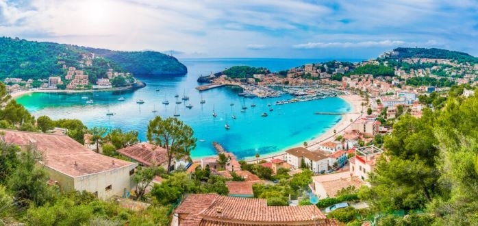 Хиляди германци заминаха за Майорка за великденските празници въпреки вируса