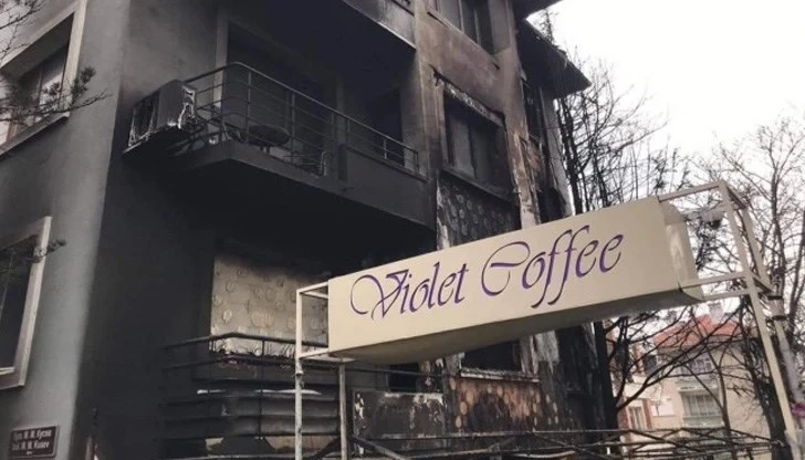 Заведение изгоря тази нощ в центъра на Стара Загора