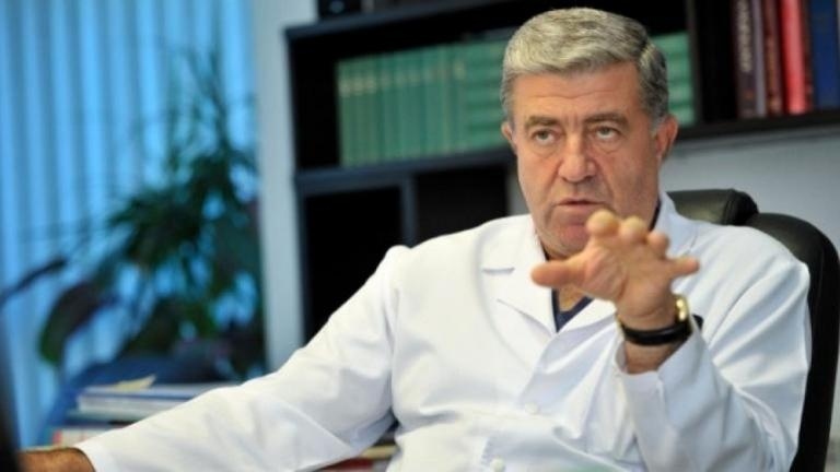 Проф. Начев: Четвърти пик на COVID-19 няма да има