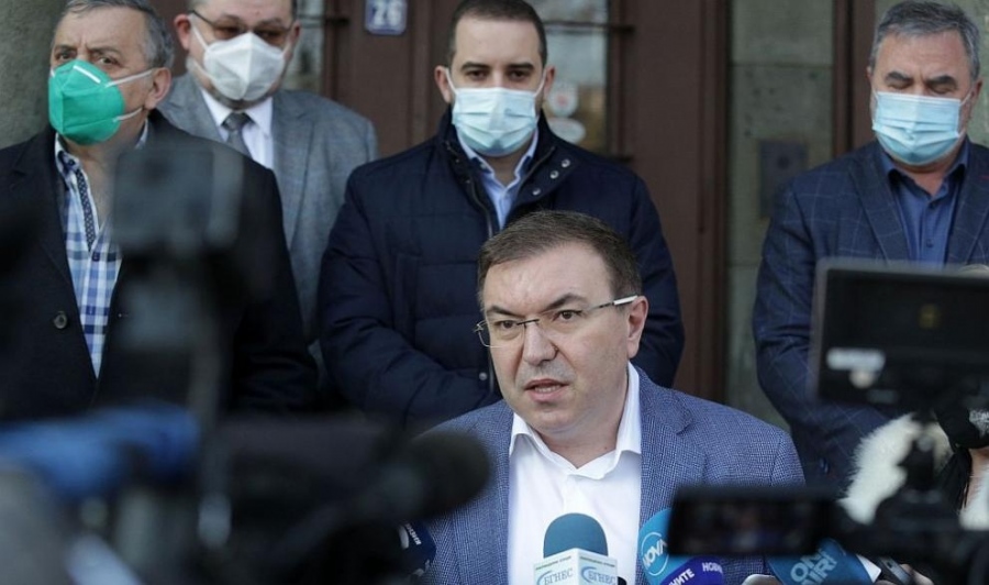 Ангелов: Българските медици вече имат колективен имунитет срещу COVID-19
