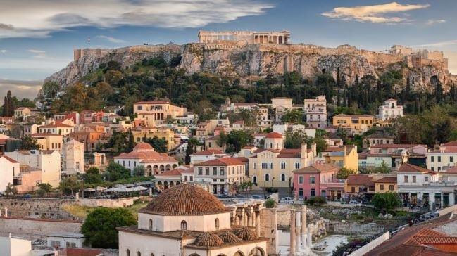 Гърция отваря отново магазините