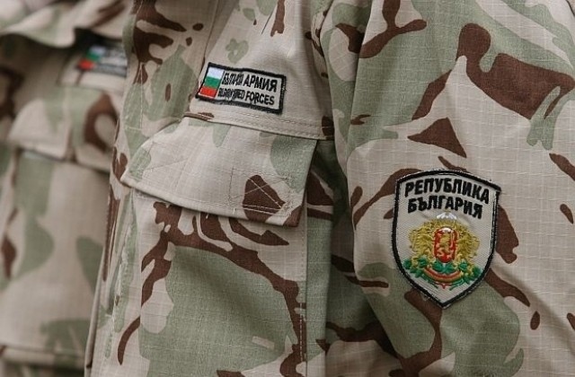 Пращаме 15 военни на мисия на НАТО в Ирак