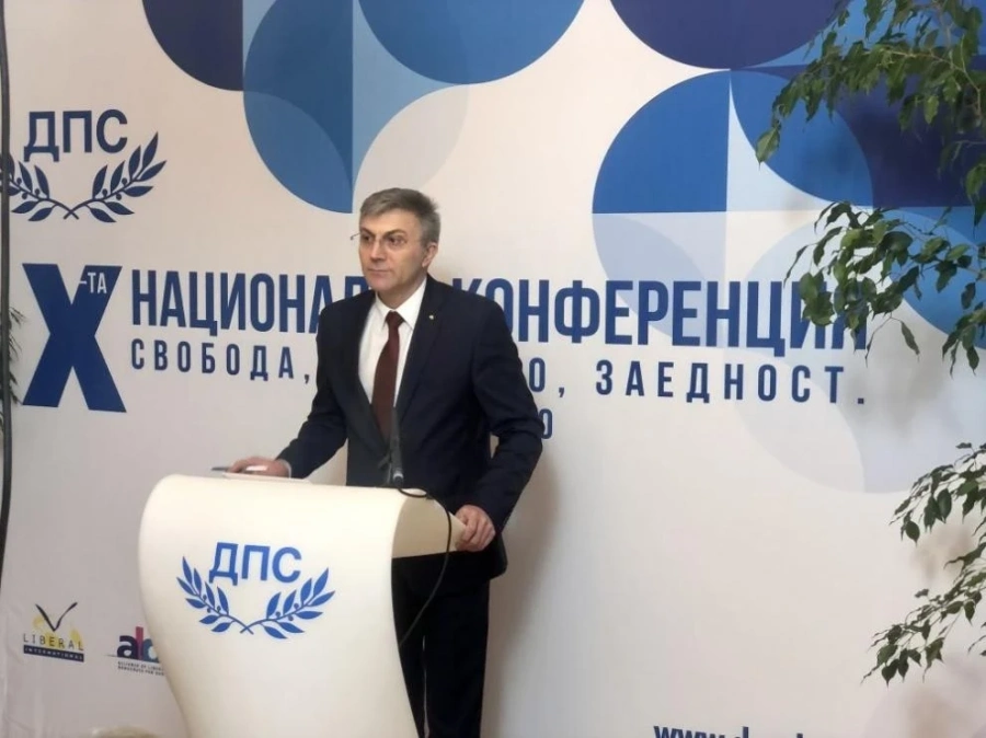 ДПС припомни фраза на Доган и обяви: Няма да подкрепим кабинет на ГЕРБ и БСП