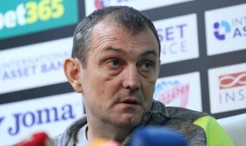 Славия ще е с нов треньор