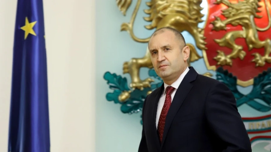 Генерал оглавява служебния кабинет на ген. Румен Радев