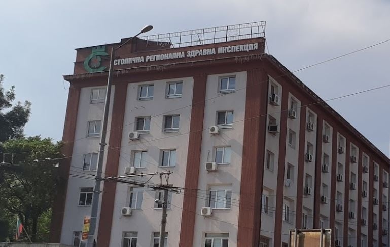 Лични лекари се сбиха с охраната на столичната РЗИ