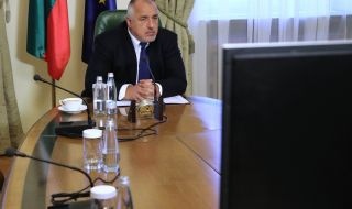Министър-председателят в оставка Бойко Борисов обсъжда в дома си вчерашните