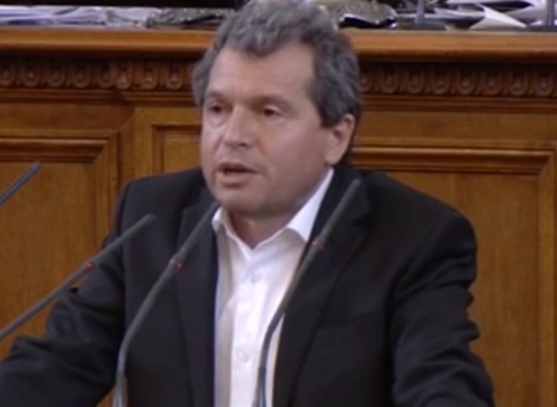 Тошко Йорданов: Щастлив съм, че всички българи в чужбина видяха кой иска да им забрани да гласуват