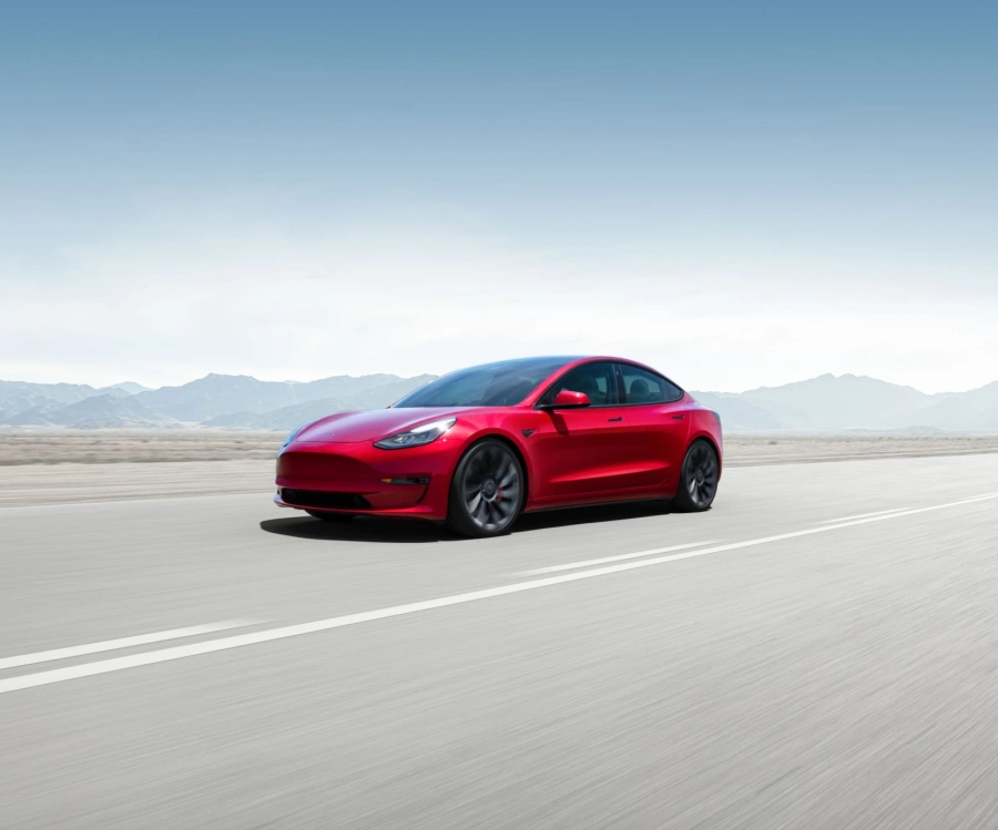  Хакери отключиха Tesla с дрон