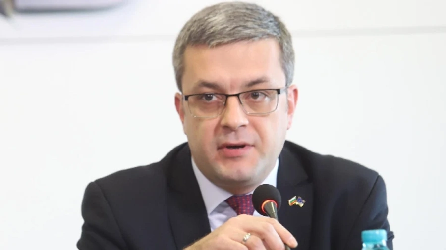 Тома Биков: Изборният кодекс е срамен
