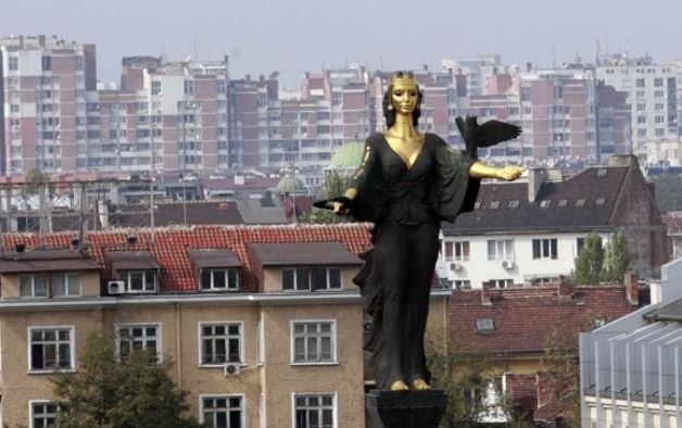 За първи път от много години населението на София-град намалява