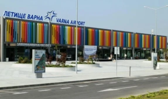 Русия отмени чартърите си до България до края на май