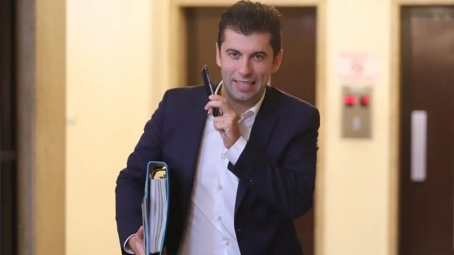 Кирил Петков: Специална комисия влиза в ББР