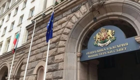 Тринадесет нови заместник-министри са назначени в седем министерства