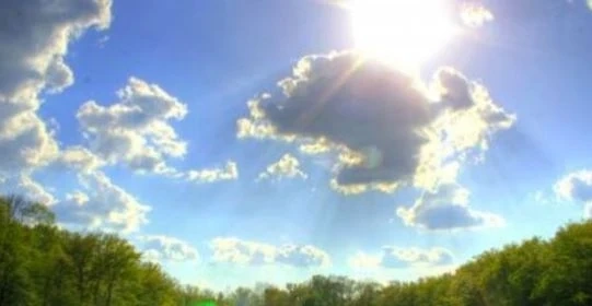 Днес слънчево и топло. Максималните температури ще са между 28° и 33°