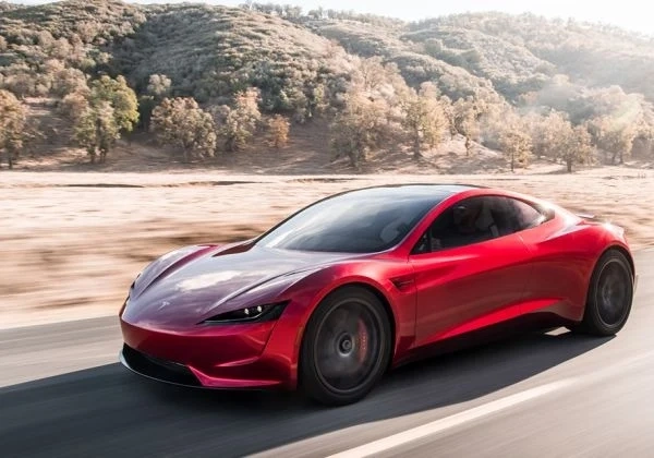 Новата Tesla Roadster ще ускорява до 100км/ч за малко над 1 секунда