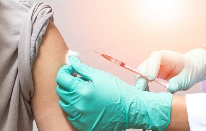 Румъния започва ваксинация на деца над 12 години срещу COVID-19