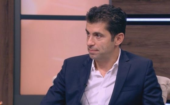 Министърът на икономиката: Фактите в посока Булгартабак и Техномаркет сочат за връзка между Пеевски и ББР