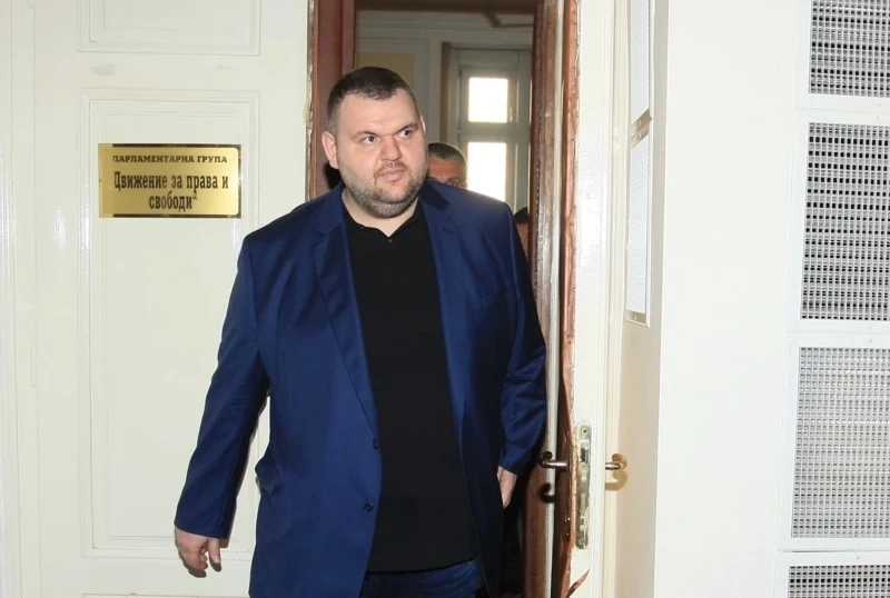 ДПС очаква доказателства от САЩ, дотогава движението остава солидарно с Пеевски