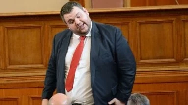 САЩ действат срещу корумпирани българи. ЕС не прави нищо