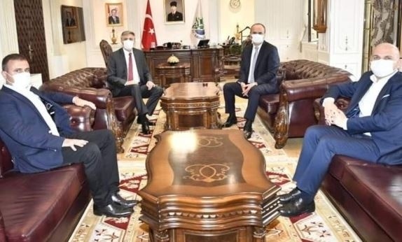 Мустафа Карадайъ замина в Турция за среща с Реджеп Ердоган