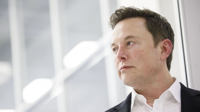 Спад на биткойна с над 5% след нов загадъчен туит на Илон Мъск