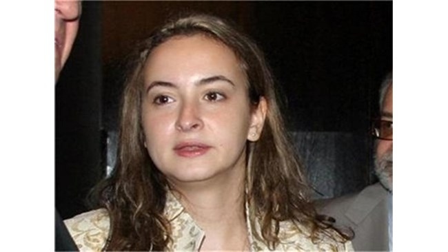 Антоанета Стефанова е понижена – тя е третата в списъка на Слави за град Пловдив