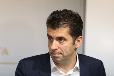Кирил Петков: Звъня на шефа на Монтажи, за да разбера как се харчат 630 млн. лв. за ремонт на язовири, но той не ми вдига
