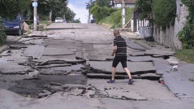 Стефан Янев ще посети Лом след силната буря в събота