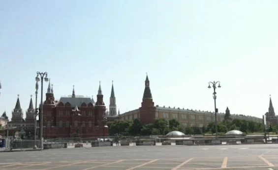 Москва въвежда специален режим за достъп до заведенията за хранене
