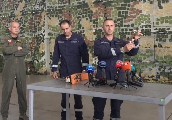 Нарушена е херметизацията на черната кутия на падналия МиГ-29 (ВИДЕО)