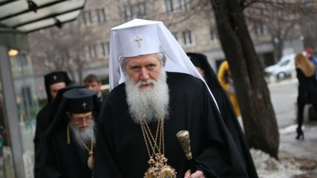Изписаха патриарх Неофит от болница