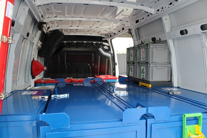 Мобилни пунктове за масова ваксинация в големите градове и днес