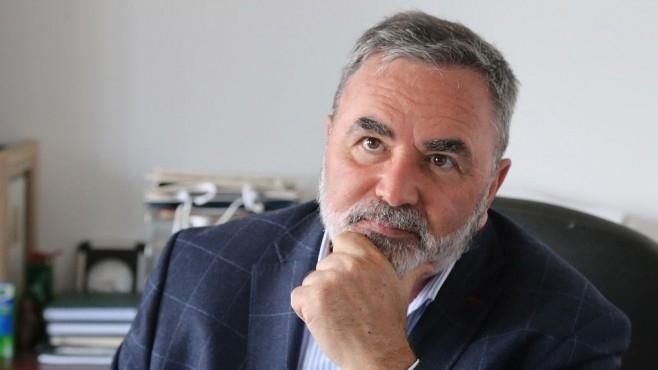 Доц. Кунчев: Ако продължим да се правим на тарикати ще се ударим директно в стената