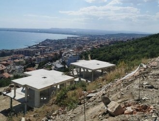 Над 60 чужденци жертва на имотна измама у нас