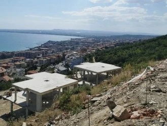 Над 60 чужденци жертва на имотна измама у нас