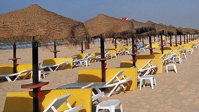 На 11 плажа у нас чадърите и шезлонгите са безплатни