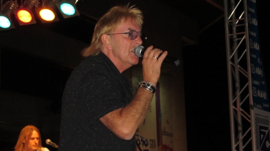 Почина Джон Лоутън от Юрая Хийп