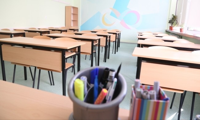 Родители от село Житница с подписка срещу директорски своеволия в ОУ Христо Смирненски