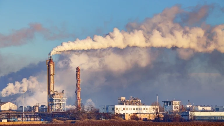 COVID-19 върна индустрията пет години назад