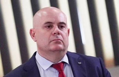 Янаки Стоилов: Правя предложение до ВСС за предсрочното освобождаване на Гешев