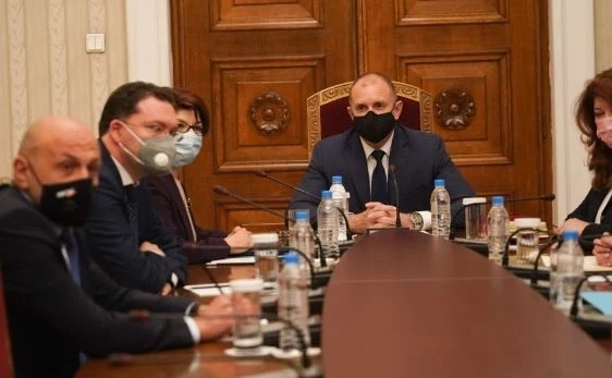 ГЕРБ-СДС няма да участват в консултациите при президента