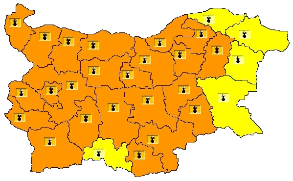 Оранжев код за жега в почти цяла България