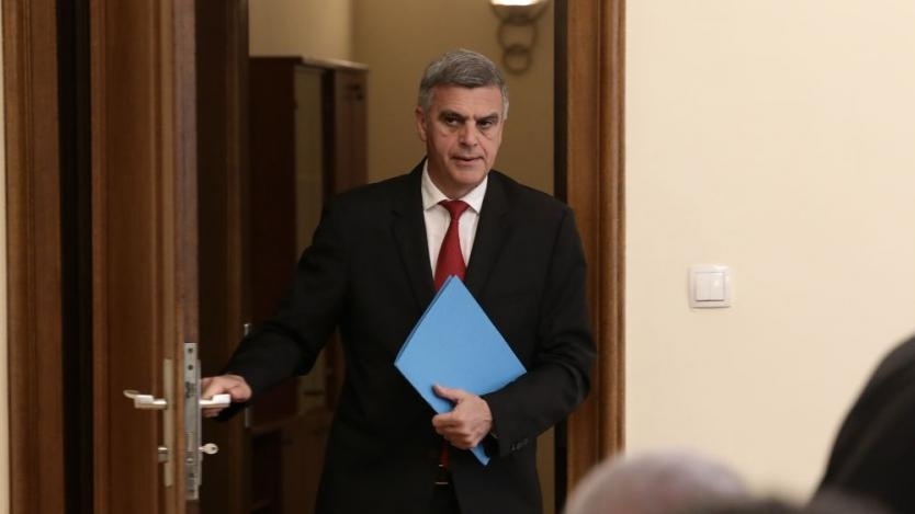 Министър Янев: Колко би издържало управление, което разчита на плаващо мнозинство