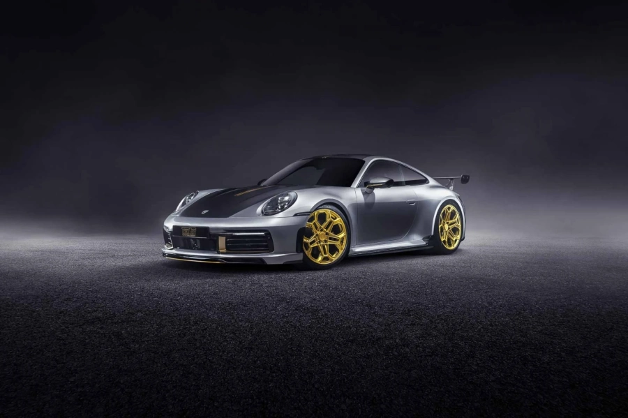 TechArt обурудваха Porsche Taycan