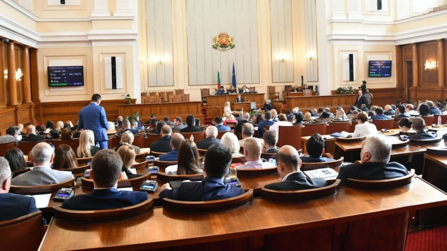 Буджака пак скара депутатите, но я приеха