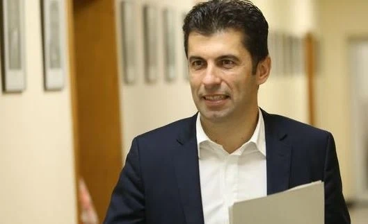 ИТН пита: Имал ли е Кирил Петков двойно гражданство