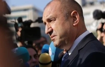Президентът Радев проверява охраната на границата с Турция
